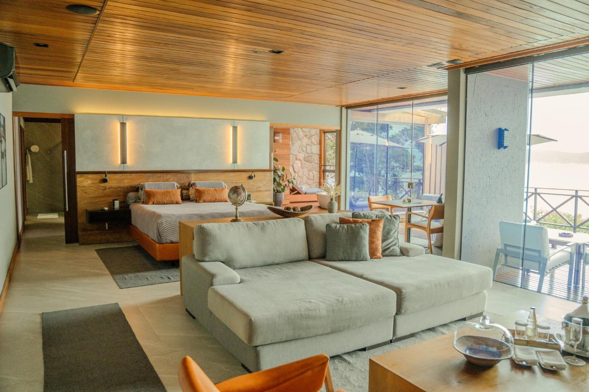 Ponta Dos Ganchos Exclusive Resort 5*